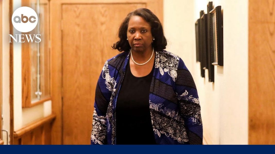 Justice Department opens criminal probe into Federal Reserve Governor Lisa Cook