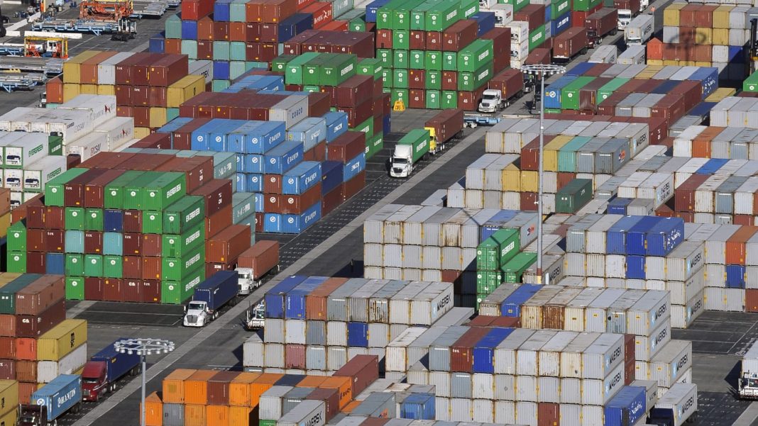 Fourth-quarter U.S. GDP up just 1.4%, badly missing estimate; inflation firms at 3%