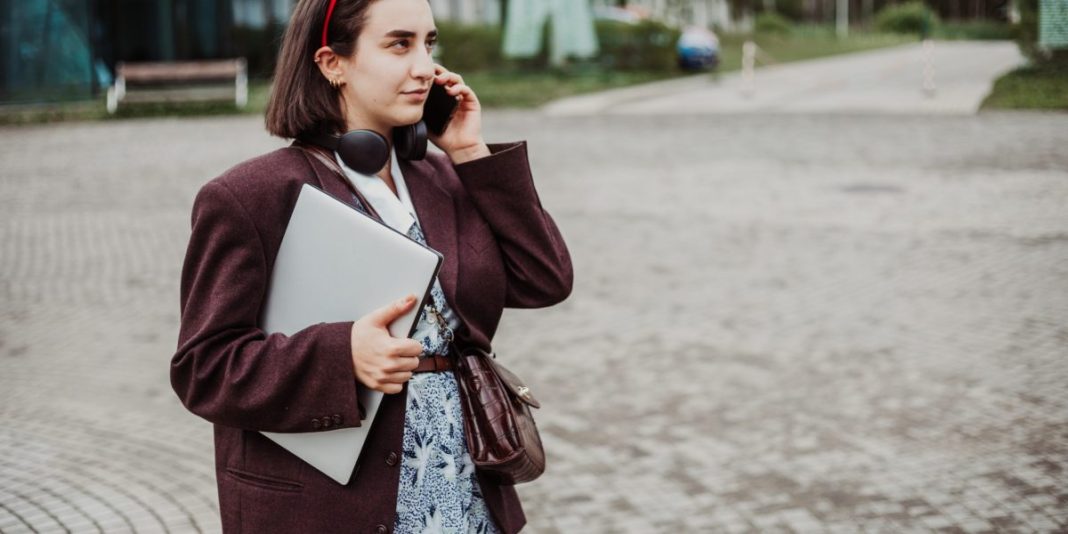 Gen Z workers think showing up 10 minutes late to work is as good as being on time
