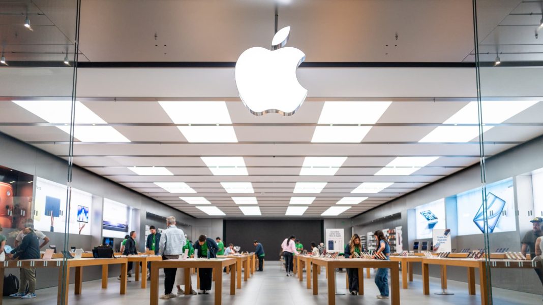 Here’s what major analysts are saying about Apple’s earnings
