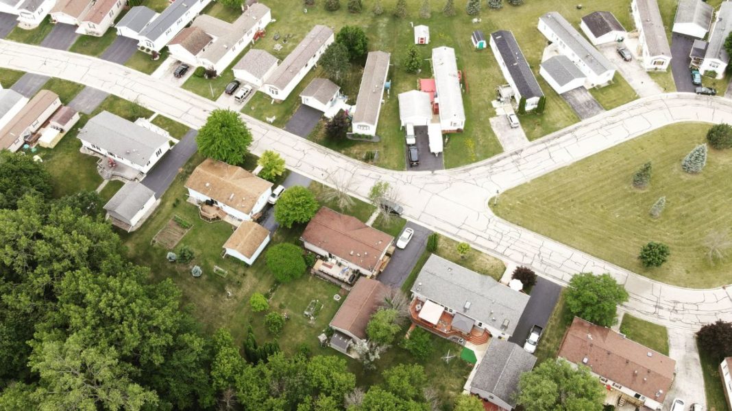 HUD would permit multi-story manufactured homes without a permanent chassis