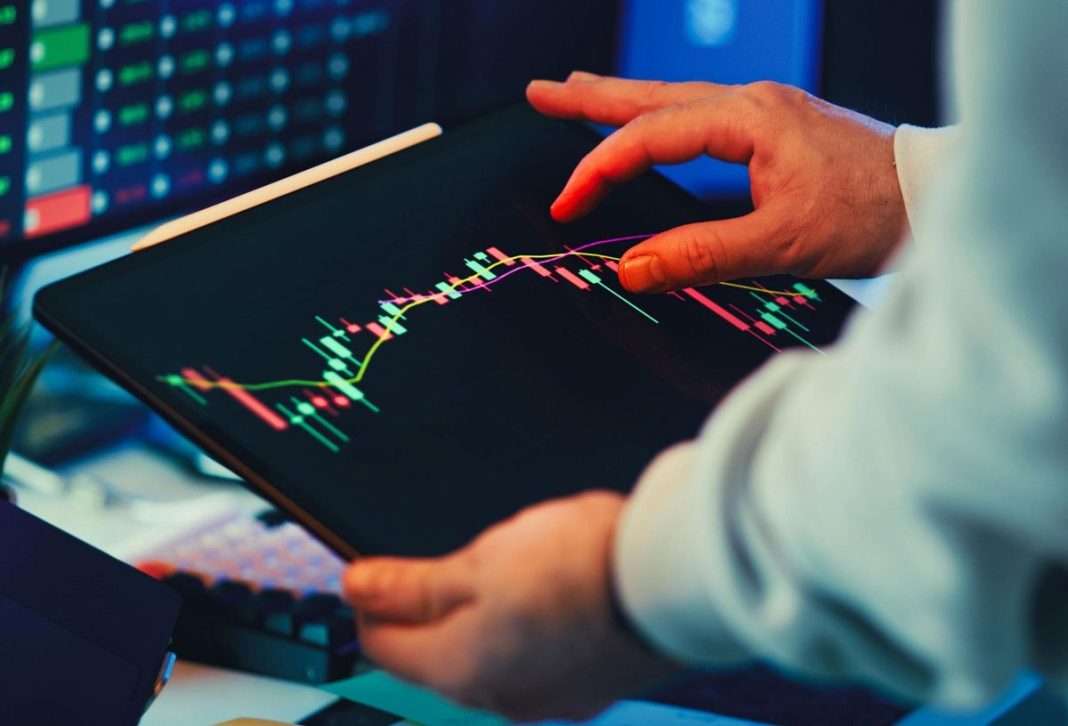 Justin Guichard Out As Oaktree Portfolio Manager For Real Estate Debt, Structured Credit